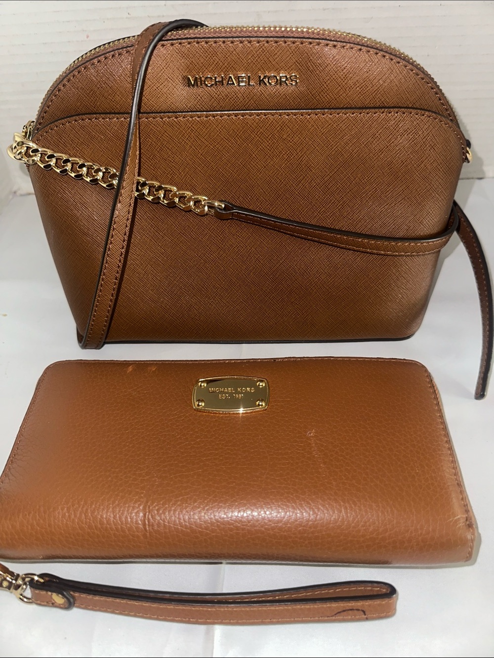 MICHAEL KORS~Cindy~LUGGAGE LEATHER SAFFIANO SMALL DOME CROSSBODY BAG & wallet